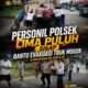 Aksi Sigap Personel Polsek Lima Puluh Evakuasi Truk Mogok di Perlintasan Rel Kereta Api