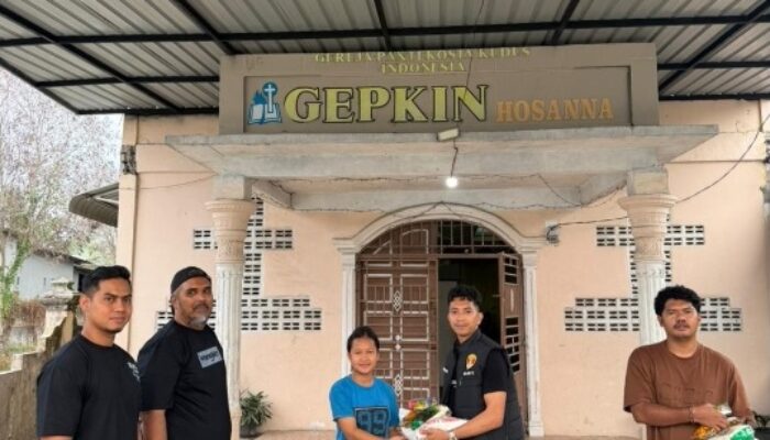 Pererat Kemitraan dengan Masyarakat, Sat Reskrim Polres Batu Bara Gelar Aksi Sosial “Jumat Berkah”