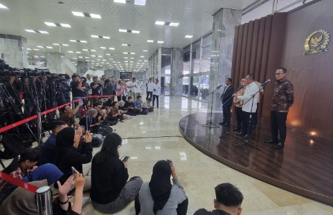 DPR RI dan pemerintah bahas percepatan pertumbuhan ekonomi melalui tata kelola sumber daya alam yang transparan dan percepatan investasi