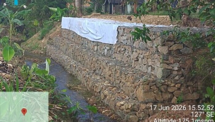 Proyek Bronjong di Landak Disorot Warga, Kawat Berkarat Diduga Gunakan Material Bekas, Siapa Bertanggungjawab?