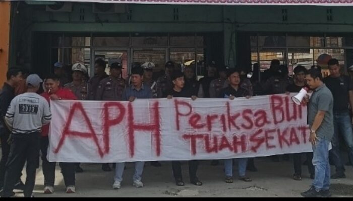 Dugaan Tunggakan Listrik Perumda Tuah Sekata Tembus Belasan Miliar, Uang Tagihan Warga Lari ke Mana?