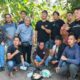 Petugas Satresnarkoba Polresta Cilacap mengamankan tersangka narkoba beserta barang bukti di Desa Planjan, Kesugihan.