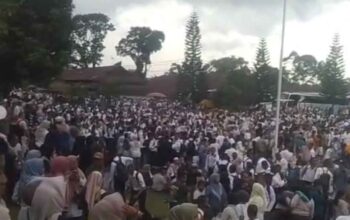 Pantukhir Cata PK TNI AD Padang Panjang Jadi Sorotan, Secata B Masih Ramai Usai Seleksi, Pangdam Tegaskan Seleksi Bersih dan Transparan
