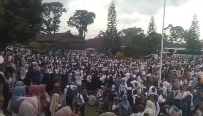 Pantukhir Cata PK TNI AD Padang Panjang Jadi Sorotan, Secata B Masih Ramai Usai Seleksi, Pangdam Tegaskan Seleksi Bersih dan Transparan