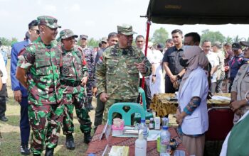 Sukseskan TMMD ke-129 di Nibung Hangus, Bupati Batu Bara dan Danrem 022/PT Serbu Stand UMKM Hingga Layanan Sosial FB_IMG_1784127702936