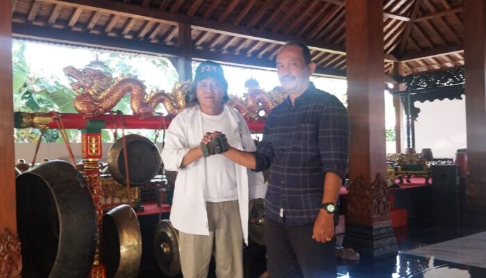 Sinergi Tanpa Batas, Kades Karang Kemiri Kuswadi Terima Kunjungan Hangat Aktifis Wartawan Senior
