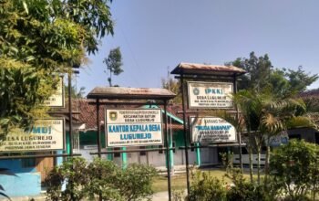 Warga Desa Lugurejo menuntut transparansi pengelolaan dana desa pasca pengembalian dana sapi.