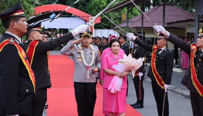 Polres Langkat Gelar Pisah Sambut Kapolres, AKBP David Triyo Resmi Gantikan AKBP Hannry PH. Tambunan