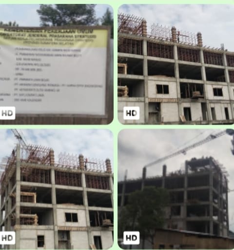 Kondisi pembangunan proyek gedung RSUD dr. Sobirin di Musi Rawas yang diduga mengalami keterlambatan.