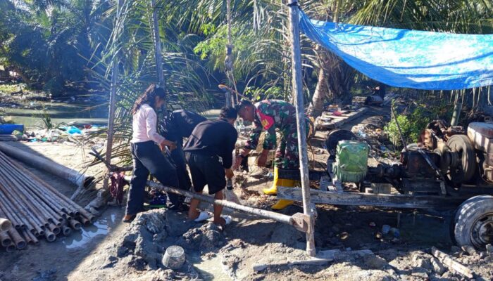 Sengatan Terik Tak Surutkan Juang, Satgas TMMD Kodim Asahan ‘Hajar’ Akhir Pekan Demi Air Bersih Warga