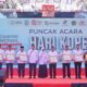 Bupati Madiun H. Hari Wuryanto menerima penghargaan Pembina Koperasi Andalan Jawa Timur 2026.