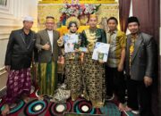 Pernikahan Istimewa di Jeneponto: Pengantin Baru Langsung Terima KTP dan KK Berstatus Kawin