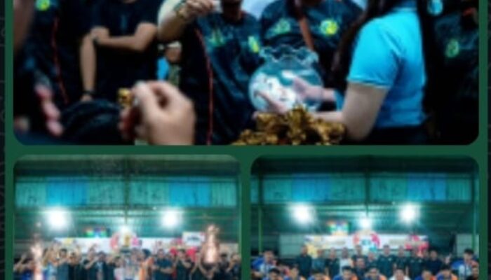 Sekretaris Daerah (Sekda) Kabupaten Ketapang Repalianto, S.Sos.,M.Si menutup secara resmi Turnamen Futsal Jurnalis Cup Seri XII Tahun 2026