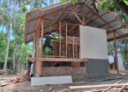 Rehab Rumah Ibu Rabunmah Amin Sasaran TMMD Ke-129 Tembus 45 Persen: Pasang Kusen dan Wujudkan Hunian Layak