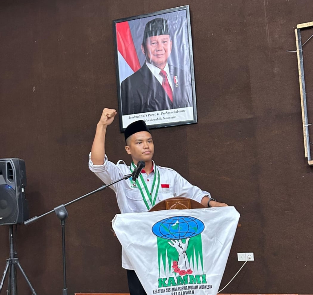 Ketua KAMMI Pelalawan, Guna Damanik, menuntut transparansi dan audit menyeluruh pada dapur program Makan Bergizi Gratis (MBG) di Kabupaten Pelalawan.