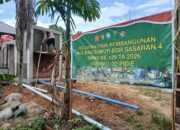 Upgrade MCK TMMD Ke-129 Capai 50 Persen, Pemasangan Kusen dan Plester Dinding Terus Dikebut
