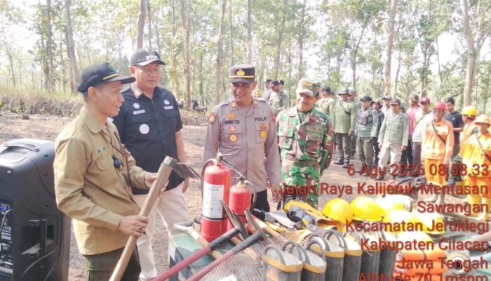 Apel Gelar Pasukan dan Peralatan Karhutla 2026 Digelar di Jeruklegi Cilacap, Sinergi Lintas Sektor Perkuat Mitigasi Kebakaran Hutan