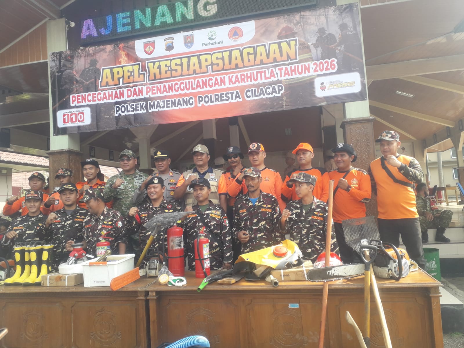 Pemerintah Kecamatan Majenang gelar apel siaga Karhutla 2026 bersama Forkopimcam dan LMDH Cilacap Barat.