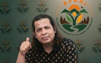 Barang bukti dan proses penanganan kasus pembalakan liar di kawasan konservasi Suaka Margasatwa Kerumutan, Riau.
