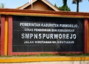 Revitalisasi SMPN 5 Purworejo Disorot: Dasar Pembatasan Akses Media dan Transparansi Proyek Dipertanyakan