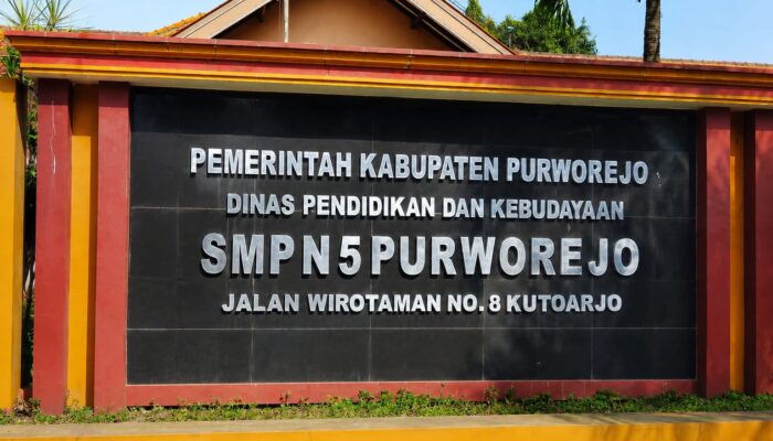 Revitalisasi SMPN 5 Purworejo Disorot: Dasar Pembatasan Akses Media dan Transparansi Proyek Dipertanyakan