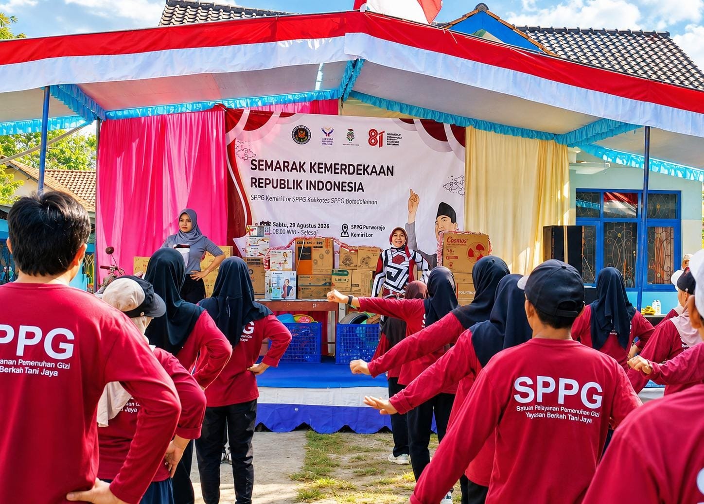 Para relawan dari tiga SPPG di Purworejo saat mengikuti senam dan perlombaan HUT ke-81 RI di Kemiri Lor.