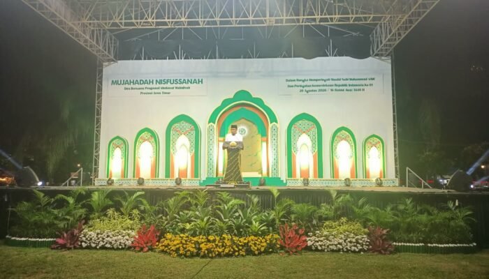 Sekda Madiun Sigit Budiarto Bersama Ribuan Jemaah, Maulid Nabi dan HUT RI ke-81 Menggema di Reksogati