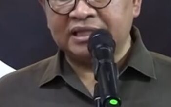 Gubernur DKI Jakarta Pramono Anung menyoroti pemasangan pagar besi tinggi di pusat perbelanjaan.