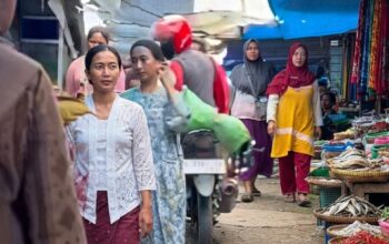 Suasana Pasar Sentral Sinjai lokasi dugaan pengeroyokan pedagang kue yang berujung saling lapor ke polisis.