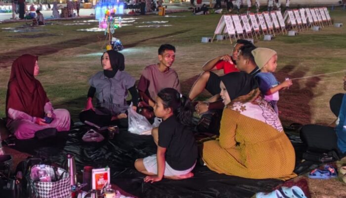 Alun-Alun Jember Jadi Favorit Keluarga: Lokasi Asyik untuk Arisan dan Bersantai