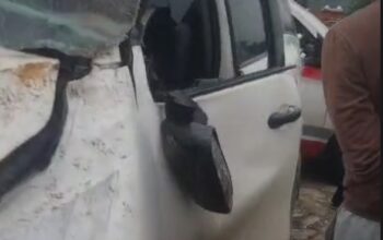 Fortuner Kecelakaan di Simpang Pancing Sorek Satu, Polisi dan Ambulan  Sudah di Lokasi