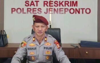 Mapolres Jeneponto menangani kasus pengeroyokan dan penyiraman air cabai.