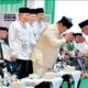 Presiden Prabowo bersama KH Miftachul Akhyar dan Gus Kikin dalam penutupan Muktamar ke-35 NU di Jombang.