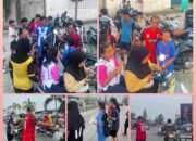 Bukan Mengejar Bola, Anak-Anak Never Surrender FC Turun ke Jalan Bagikan 400 Masker di Tengah Asap Sorek