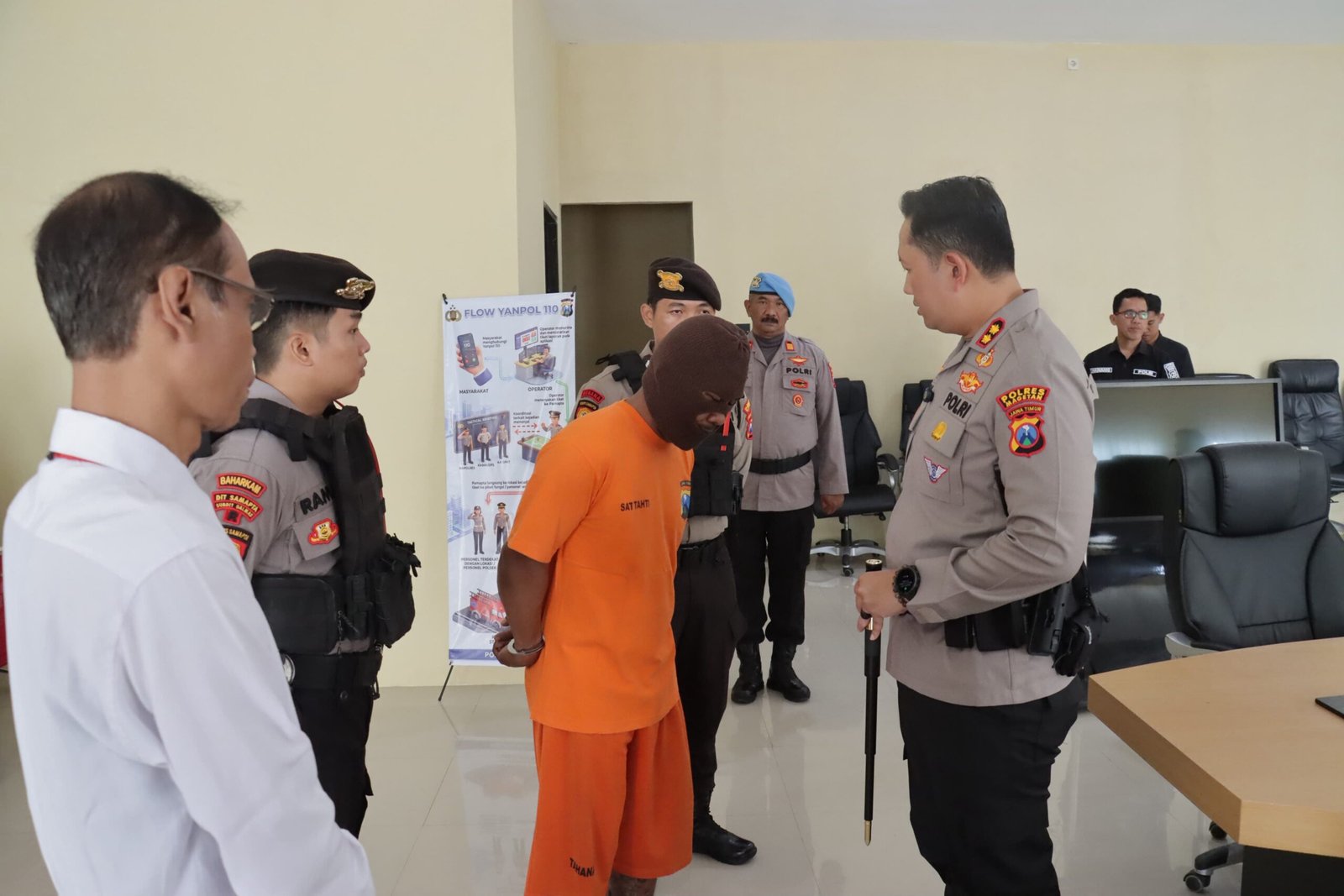 Jajaran Polres Magetan saat menggelar konferensi pers kasus percobaan pencurian di Sukomoro.