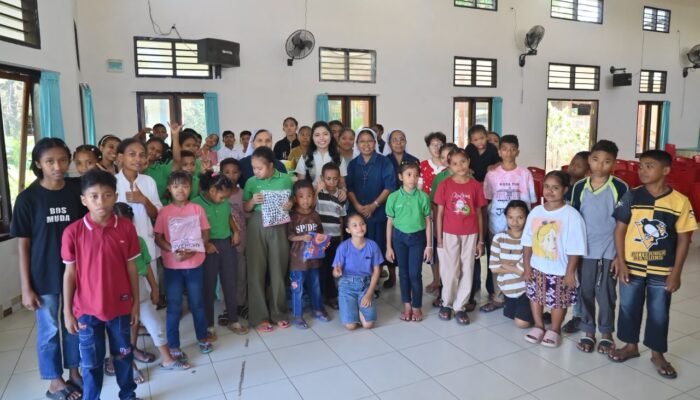 Sentuhan Kasih Istri Bupati Sikka Bersama Anak Disabilitas Alma Maumere, Miliki Hak yang Sama