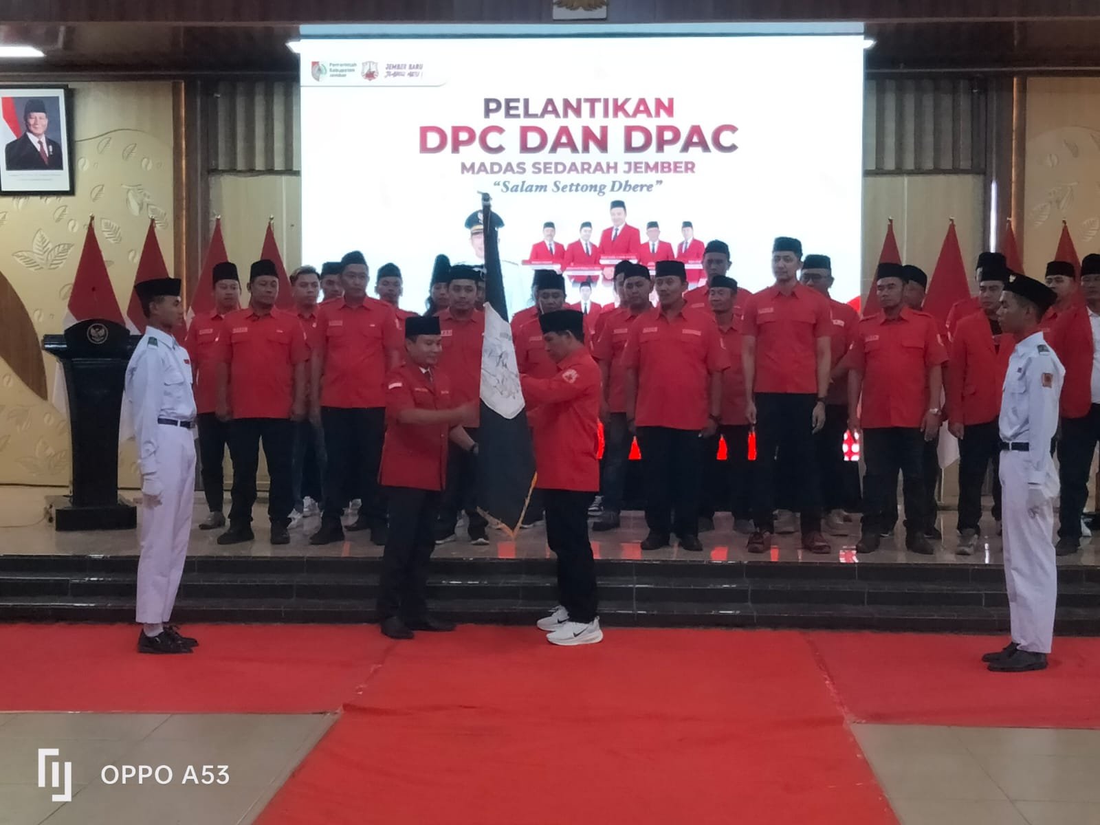 Suasana pelantikan pengurus DPC dan DPAC Madas Sedarah Jember di Aula PB Sudirman.