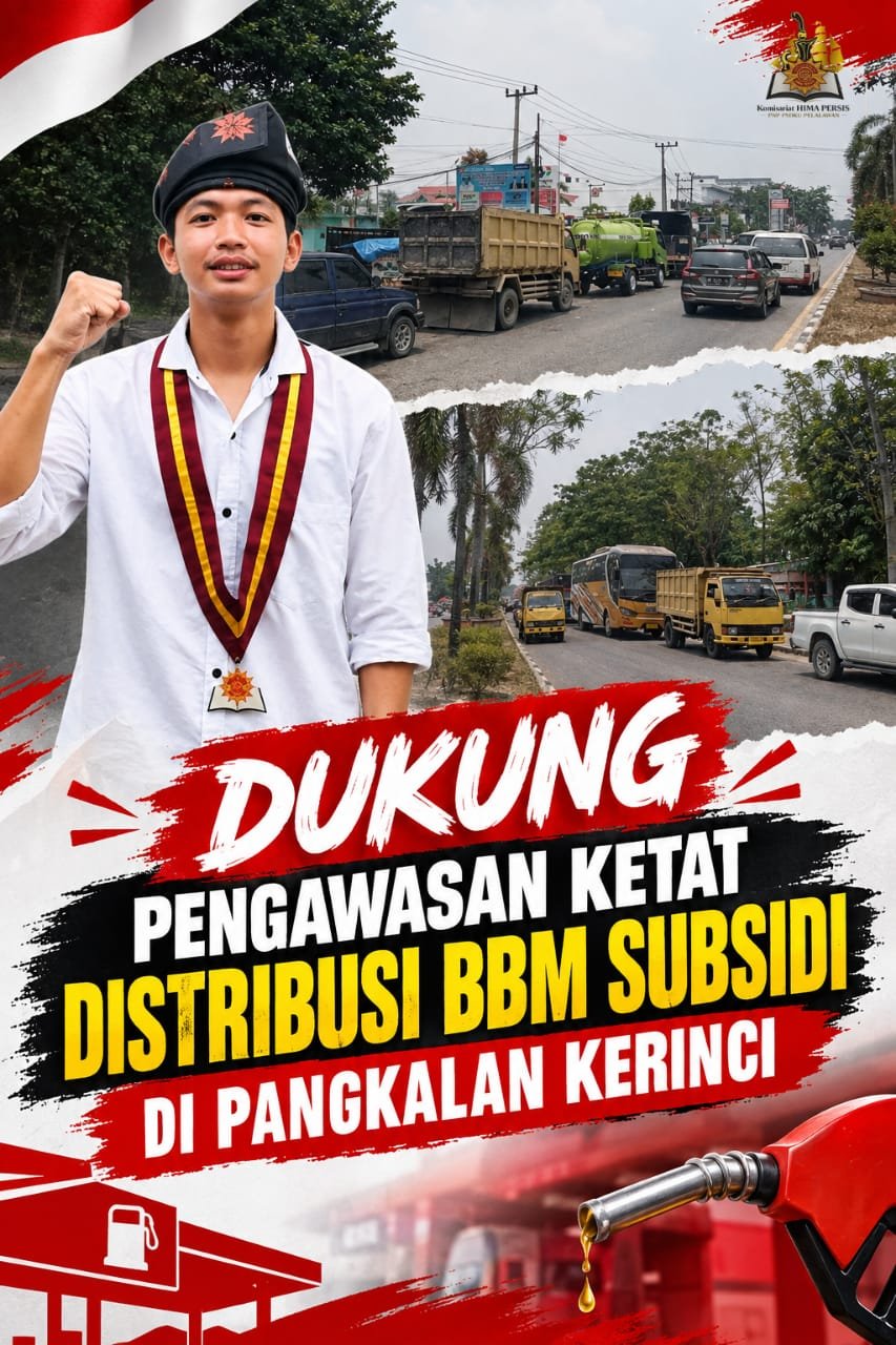 Kondisi antrean kendaraan bermotor dan truk di SPBU kawasan Pangkalan Kerinci, Pelalawan.