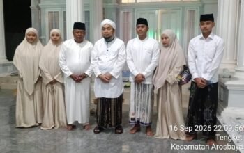 Ribuan Warga Padati Maulid Nabi di Desa Tengket Bangkalan, K.H.R. Achamad Azaim Ibrohimy Hadirkan Pesan Akhlak Suasana ribuan warga memadati peringatan Maulid Nabi Muhammad SAW di Desa Tengket, Arosbaya, Bangkalan.