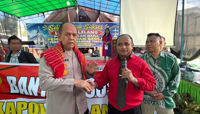 Polres Langkat Salurkan 100 Sak Material untuk Pembangunan Gereja GBKP Runggun Titi Besi