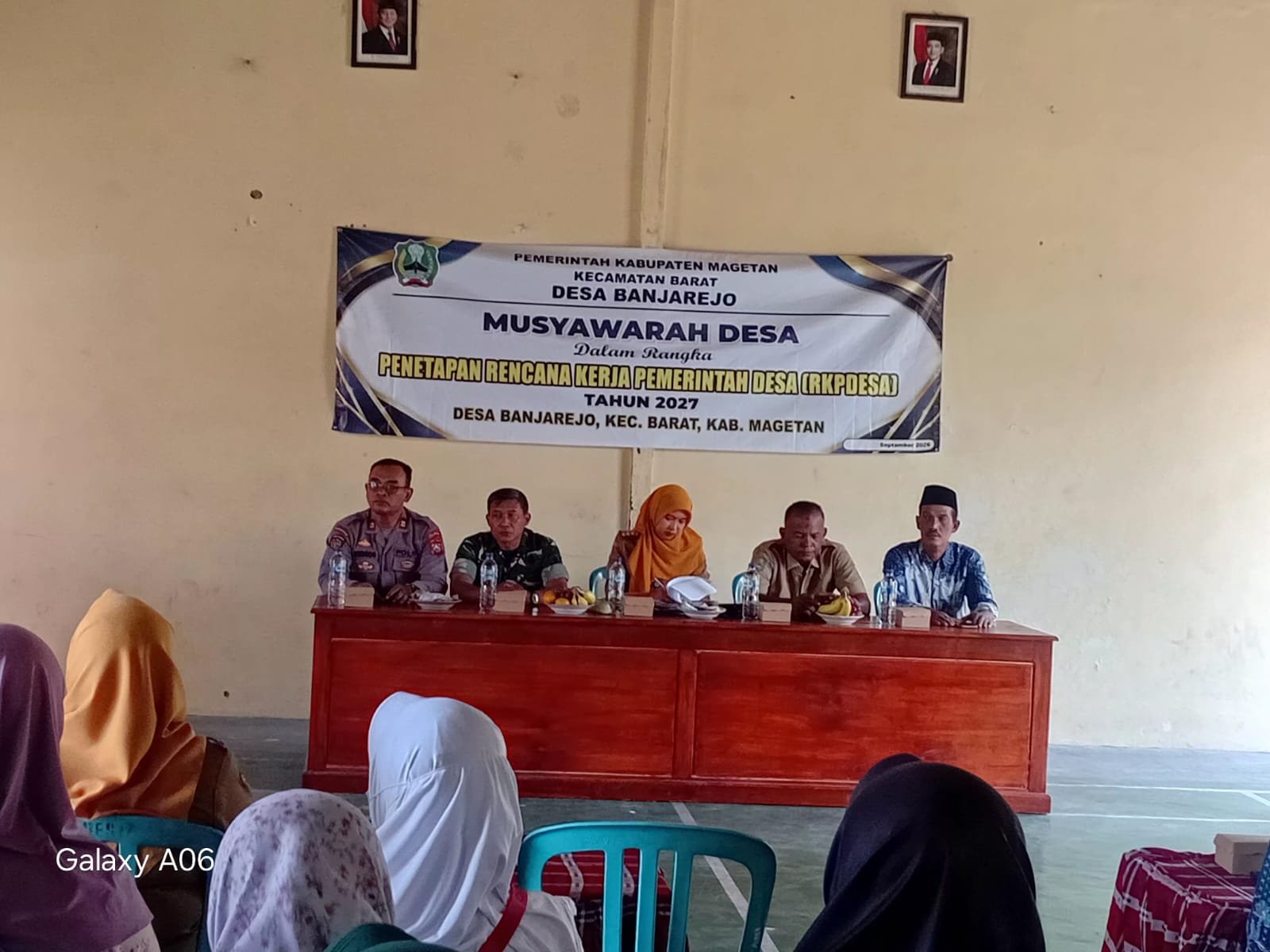 Musyawarah desa penyusunan RKPDes dan sosialisasi Pilkades e-voting di Desa Banjarejo, Magetan.