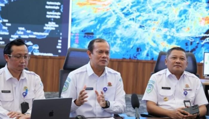 Perubahan Cuaca Mengintai Sejumlah Wilayah, Kepala BMKG Teuku Faisal Minta Warga Tetap Siaga