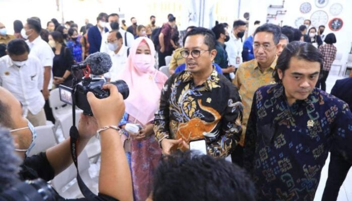 Arya Wedakarna Hadiri Miss Equality World di Bangkok, Foto Viral hingga Dipanggil BK DPD: Ada Apa?