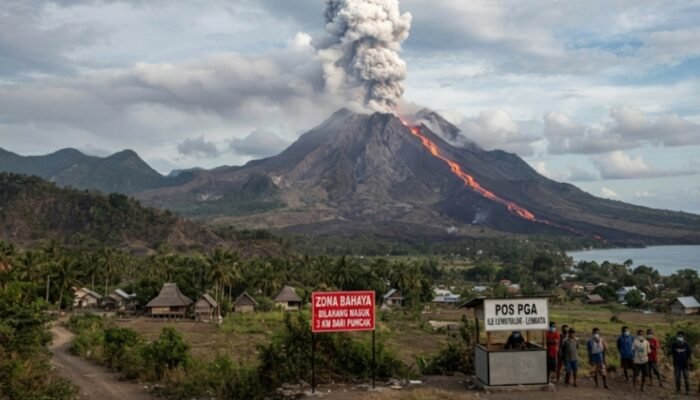 Gunung Ile Lewotolok Meletus 378 Kali dalam Sehari, Lava Baru Menjalar 500 Meter: Warga Diminta Waspada!