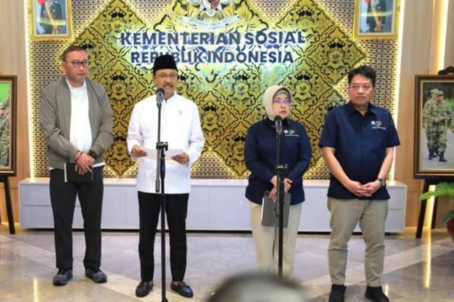 Menteri Sosial Saifullah Yusuf saat memberikan keterangan terkait pembaruan data bantuan sosial.