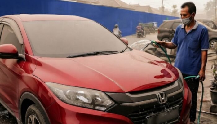 Mobil Diselimuti Abu Vulkanik, Jangan Langsung Dilap! Pakar ITB Ungkap Risikonya