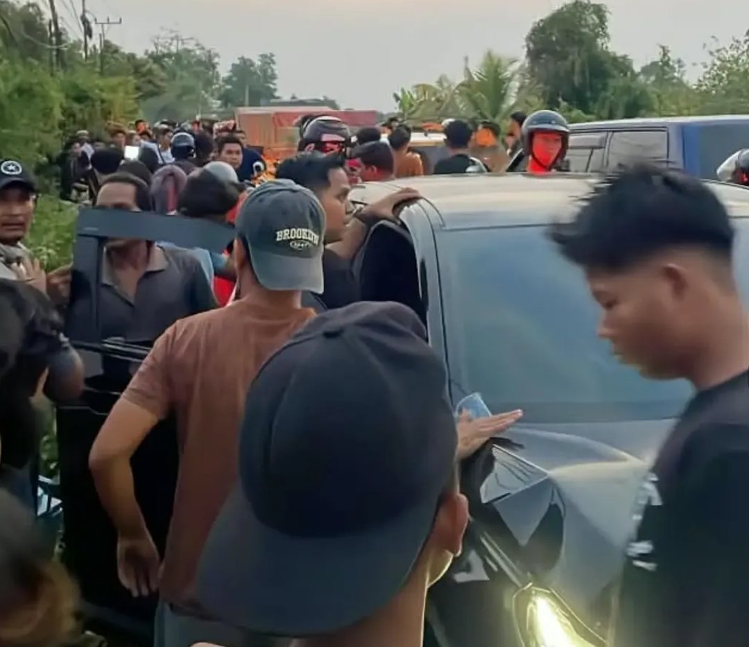 Aksi kejar-kejaran mobil di Banjarmasin hingga Sungai Tabuk berakhir setelah pengemudi diamankan dan diserahkan ke Polda Kalsel.
