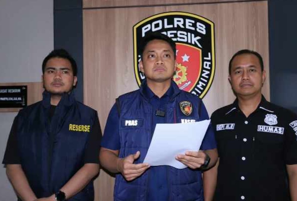 Ilustrasi proses pengamanan dan pengungkapan kasus asusila oleh aparat kepolisian di Gresik.