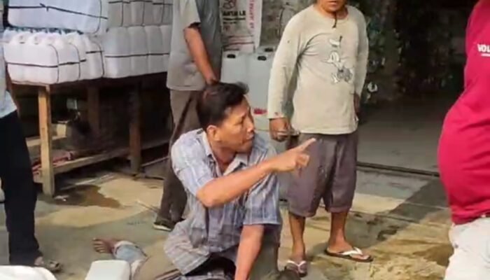 Pria Diamankan Warga di Simpang Pancing Sorek Satu, Diserahkan ke Polisi