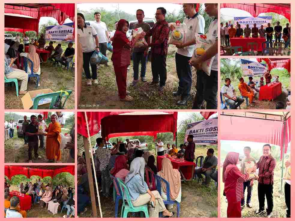 Anggota DPRD Pelalawan H.M. Bakri bersama Ketua Yayasan Buddhayana Wempi Fuyanto secara simbolis menyerahkan bantuan sembako kepada warga Sorek Satu.
